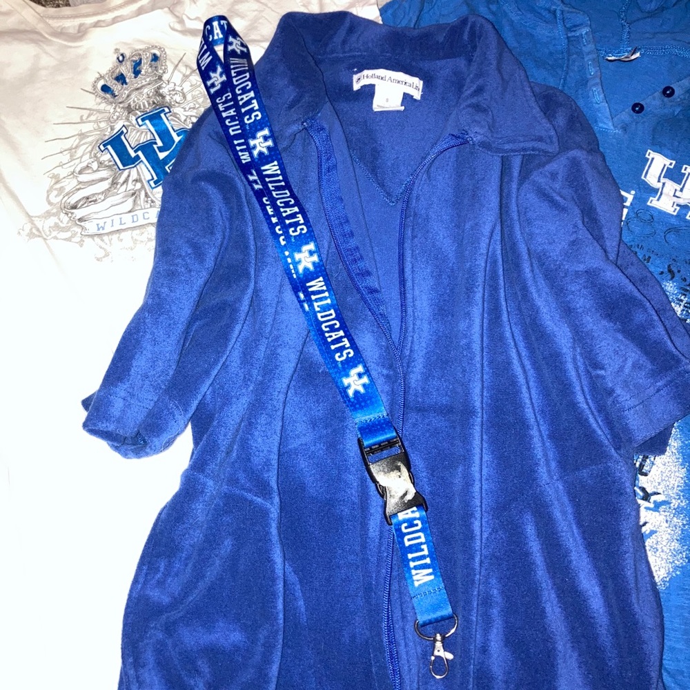 Ladies shirts - Picture 3 of 8